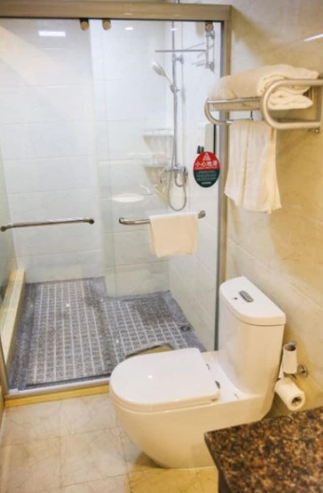 Greentree Inn Jiangsu Zhenjiang Dingmao Industrial Park Wode Square Express Hotel Exterior photo