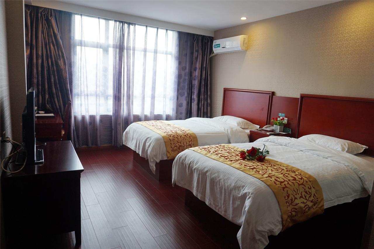 Greentree Inn Jiangsu Zhenjiang Dingmao Industrial Park Wode Square Express Hotel Exterior photo