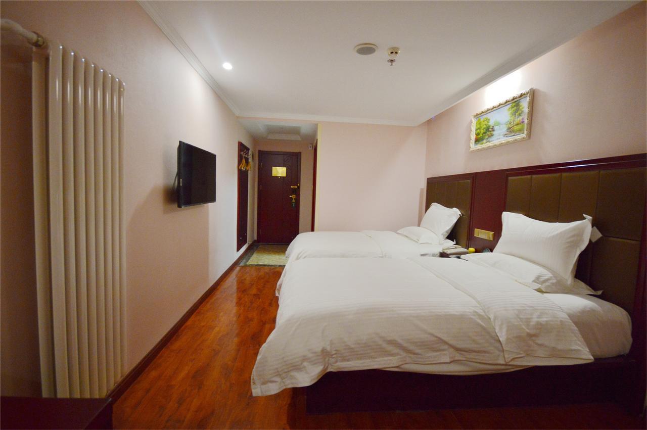 Greentree Inn Jiangsu Zhenjiang Dingmao Industrial Park Wode Square Express Hotel Exterior photo