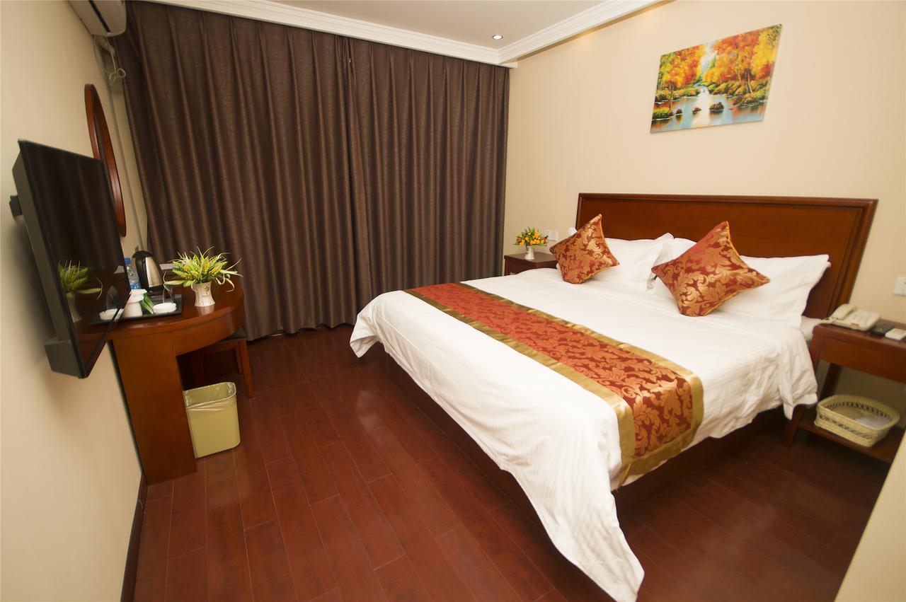 Greentree Inn Jiangsu Zhenjiang Dingmao Industrial Park Wode Square Express Hotel Exterior photo