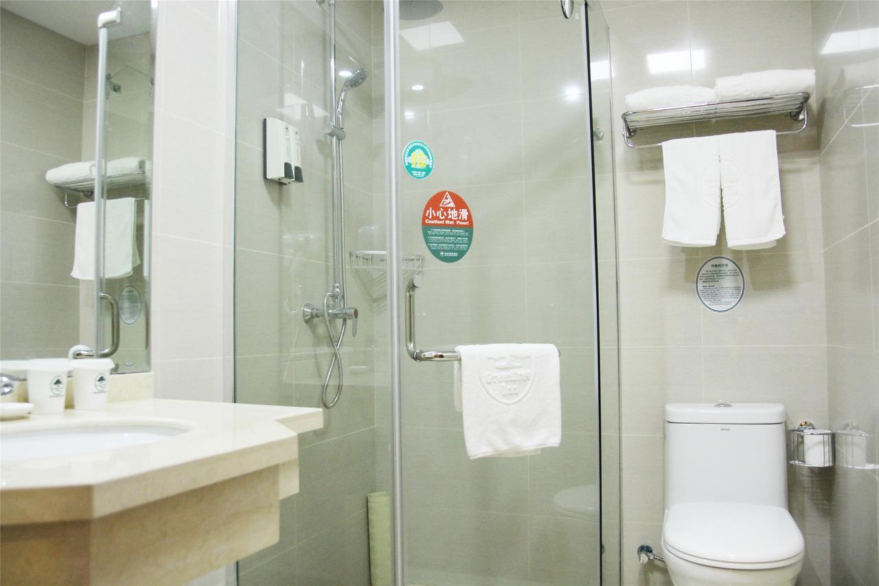 Greentree Inn Jiangsu Zhenjiang Dingmao Industrial Park Wode Square Express Hotel Exterior photo